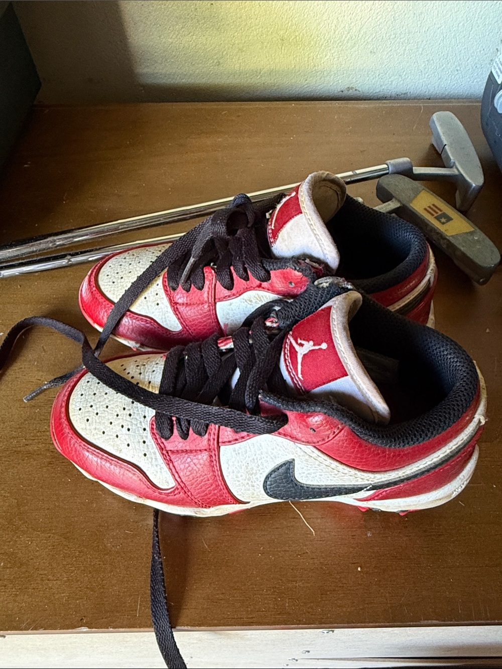 Nike Kids Red, White & Black Low-Top cleats
